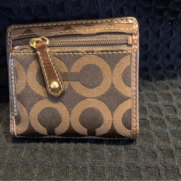 Coach Wallet - Picture 4 of 8